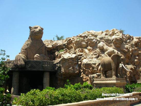 The Bridge of Time, Sun City With Lion